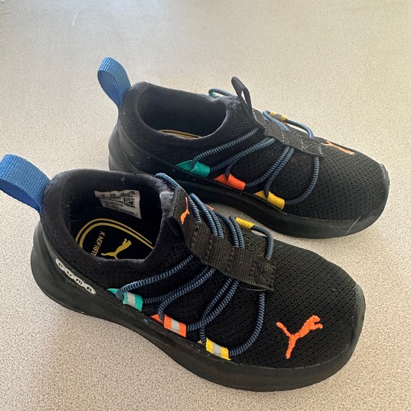 Puma Kids Black Sneakers with Multicolor Accents - Picture 1 of 5